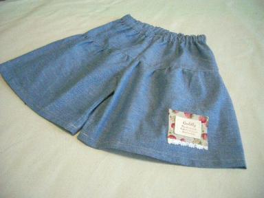 ガーリッシュパンツいちごタグ