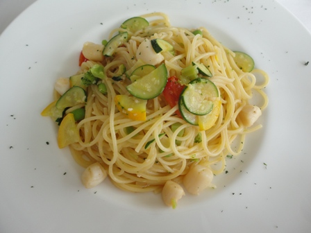 スカッコマット夏野菜のパスタ