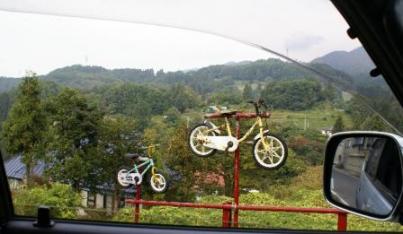 空飛ぶ？自転車　山之内.jpg