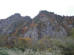 鳥甲山方面紅葉