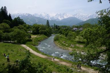 大出のつり橋 (2) (640x428).jpg