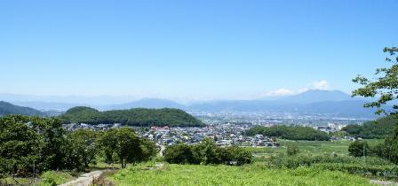 坂田からアルプス夏.jpg