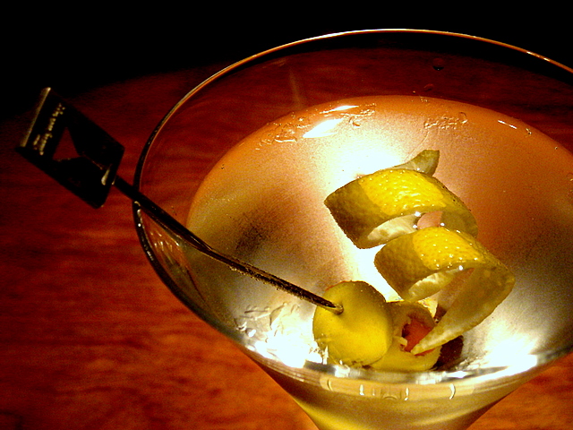 BOND MARTINI-1.JPG