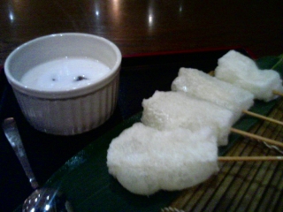 揚げ餅ココナッツミルク