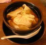 梅もと　スープ水餃子