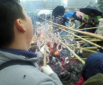 どんと焼き 紅白だんご