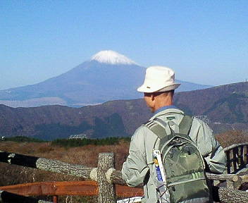 箱根大涌谷から富士山