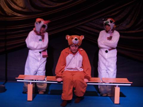 犬のシロと雪ダルマ