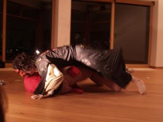 重なり合う福士さんと赤桐さん