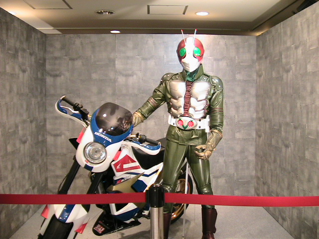 V3andHurricane_HankyuSanbangai