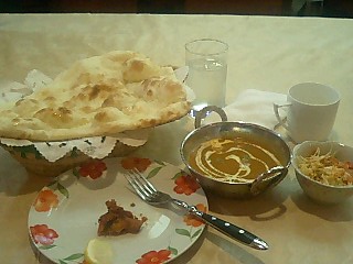 2008Apr01_LunchSetAtSuraj