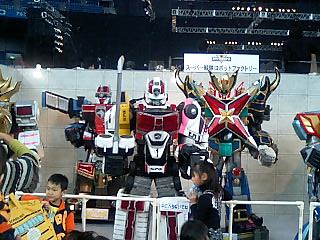 2008Jan03_SentaiRobots