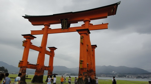 厳島神社鳥居2.jpg