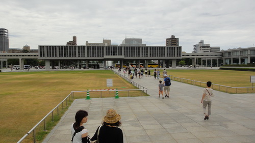 平和記念資料館.jpg