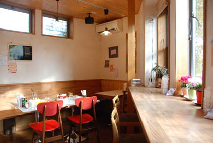 カフェ箱庭・８