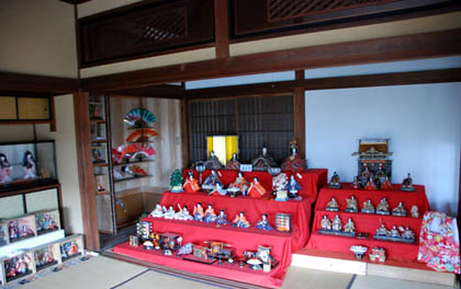 井田記念館雛人形・３