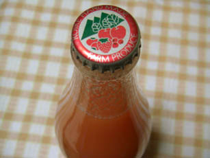 道の駅めぬま　りんごとにんじんのジュース１