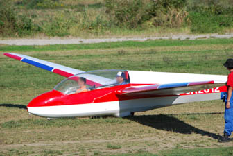 妻沼のグライダー滑空場・２