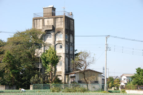 深谷の給水塔３