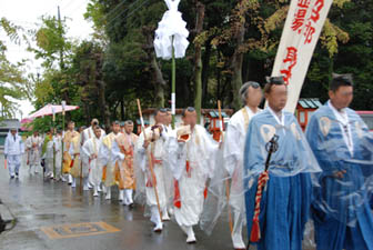 妻沼聖天山火渡り2011春・２