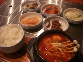 往十里　スン豆腐チゲのランチ