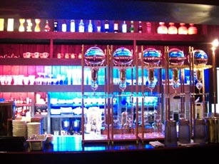 珈水亭深谷店・店内１