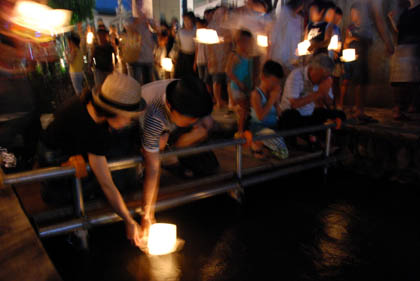 星川とうろう流し2011・８