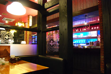 珈水亭深谷店・店内２