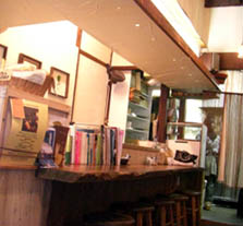 シナモンカフェ　店内１