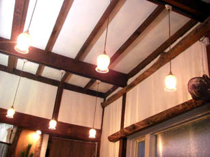 シナモンカフェ　店内３