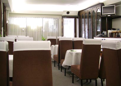 洋菓子舗ウエスト・３