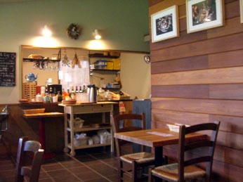 ルコック　店内