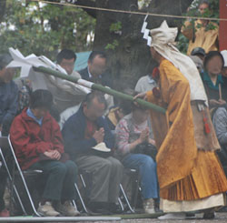 妻沼聖天山春季例大祭「火渡り」・１２