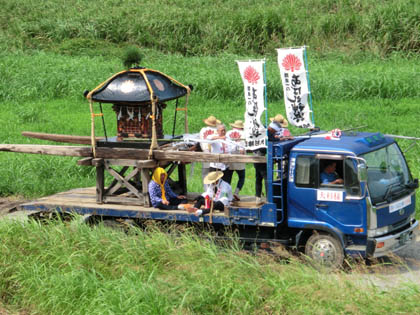 葛和田あばれ神輿2011・１４