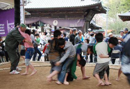 妻沼聖天山学童相撲2011・２