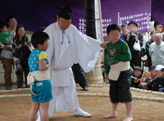 妻沼聖天山学童相撲2011・５