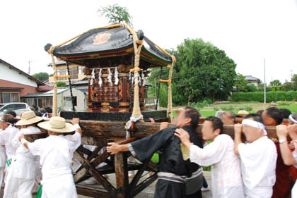 葛和田あばれ神輿2011・１８