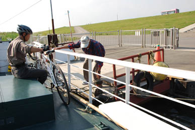 赤岩渡船・１０