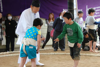 妻沼聖天山学童相撲2011・７