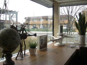 ワンルームカフェ　店内６