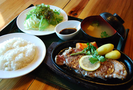 珈水亭深谷店・９