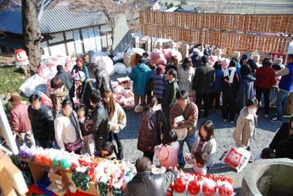 三ヶ尻龍泉寺だるま市・４