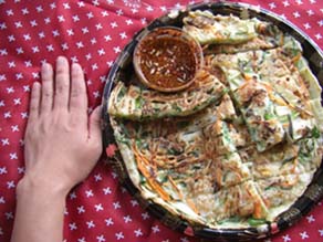 トミのキムチ　チヂミ２