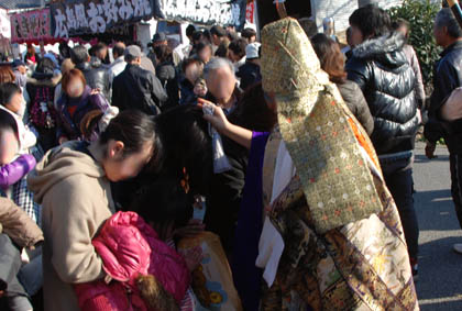 三ヶ尻龍泉寺だるま市・１５