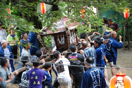 出来島あばれ神輿2011・３７