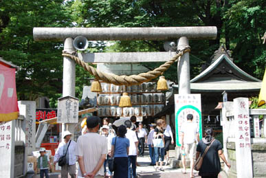 高城神社　胎内くぐり2010・３