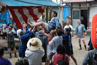 出来島あばれ神輿2011・３９