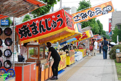 高城神社胎内くぐり2011・３