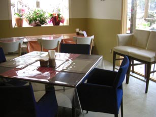 すみれ食堂　店内１