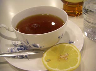 カフェ花見　紅茶
